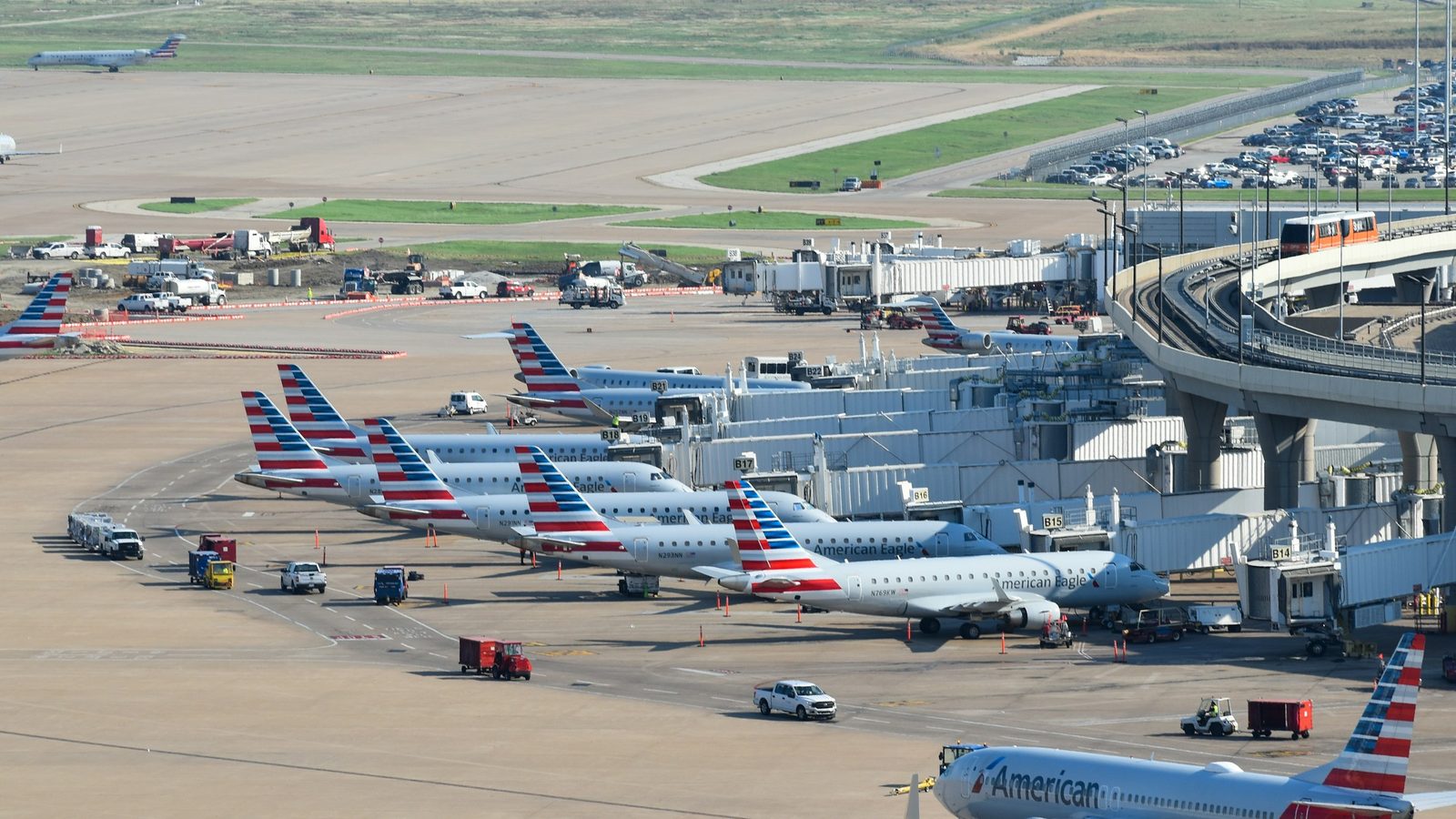 Airline Hubs and the Cities a Group Can Reach Nonstop
